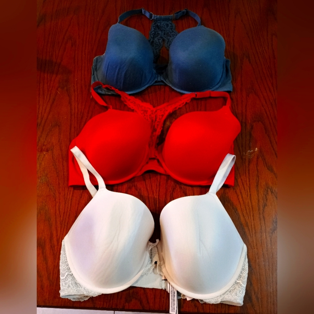 Victoria's Secret bras lot of 3 38DD